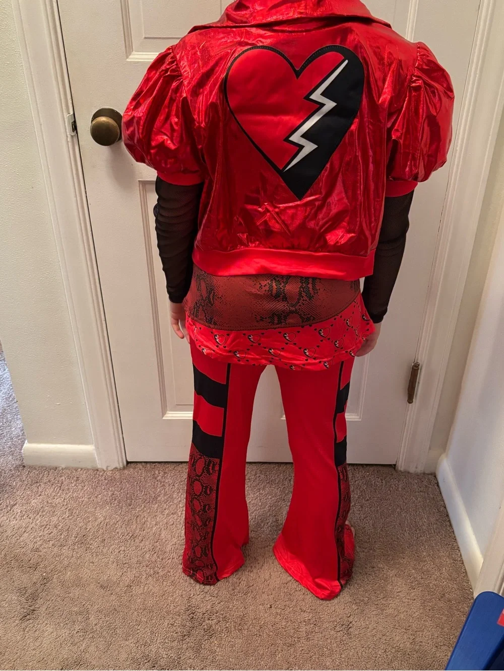 Disney Descendants 'Red' Costume - Girls Size 10-12